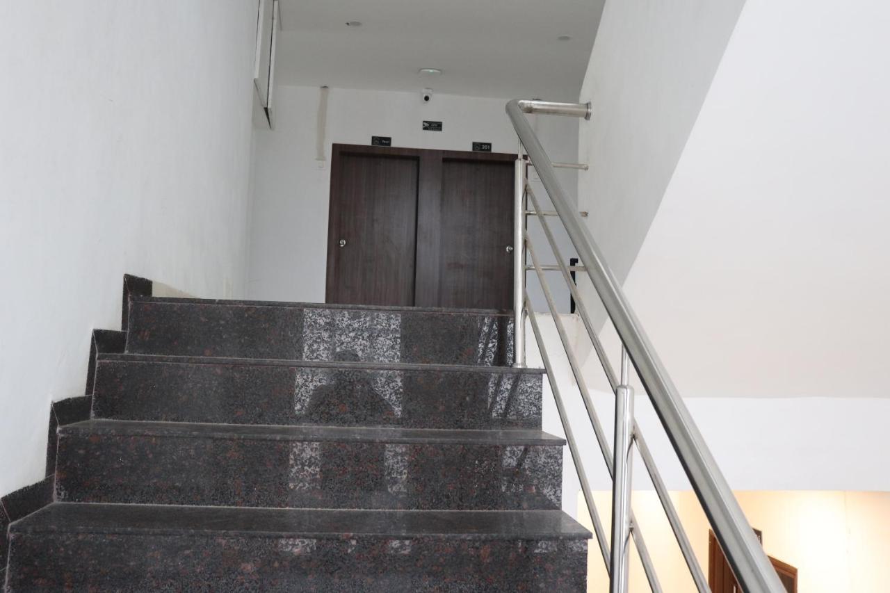 Hotel New Samrat Aurangabad  Exteriör bild