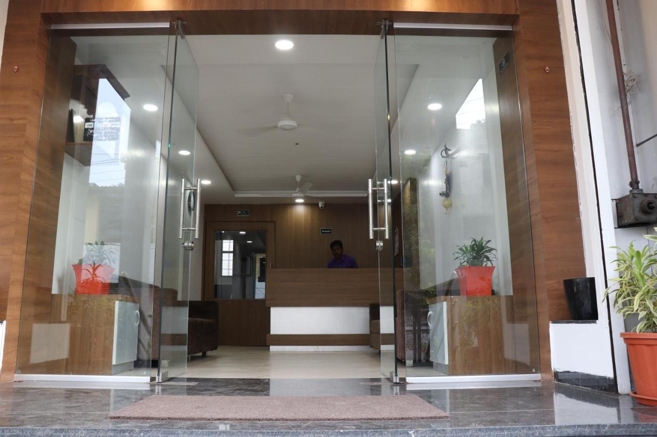 Hotel New Samrat Aurangabad  Exteriör bild