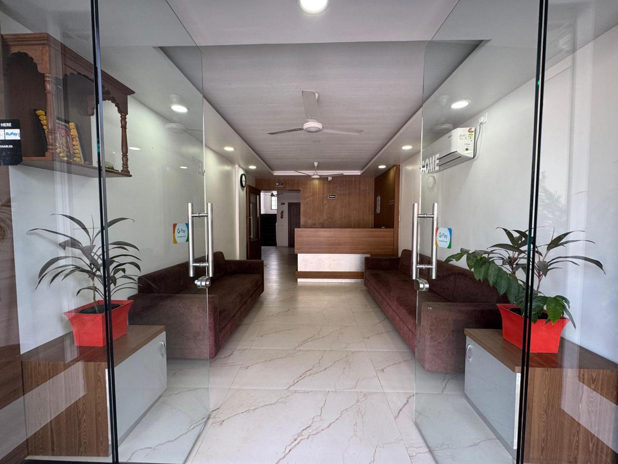 Hotel New Samrat Aurangabad  Exteriör bild