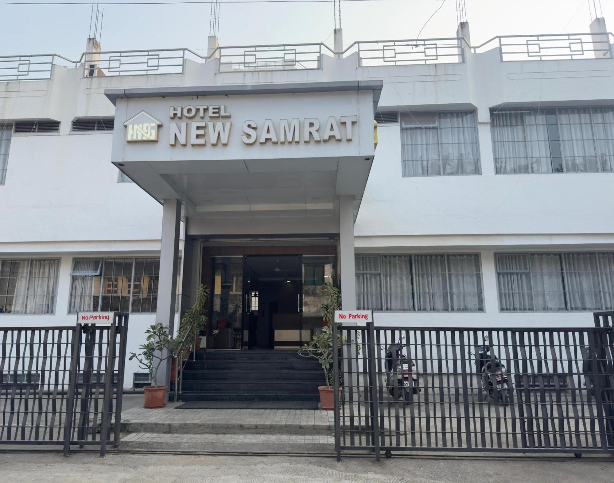Hotel New Samrat Aurangabad  Exteriör bild