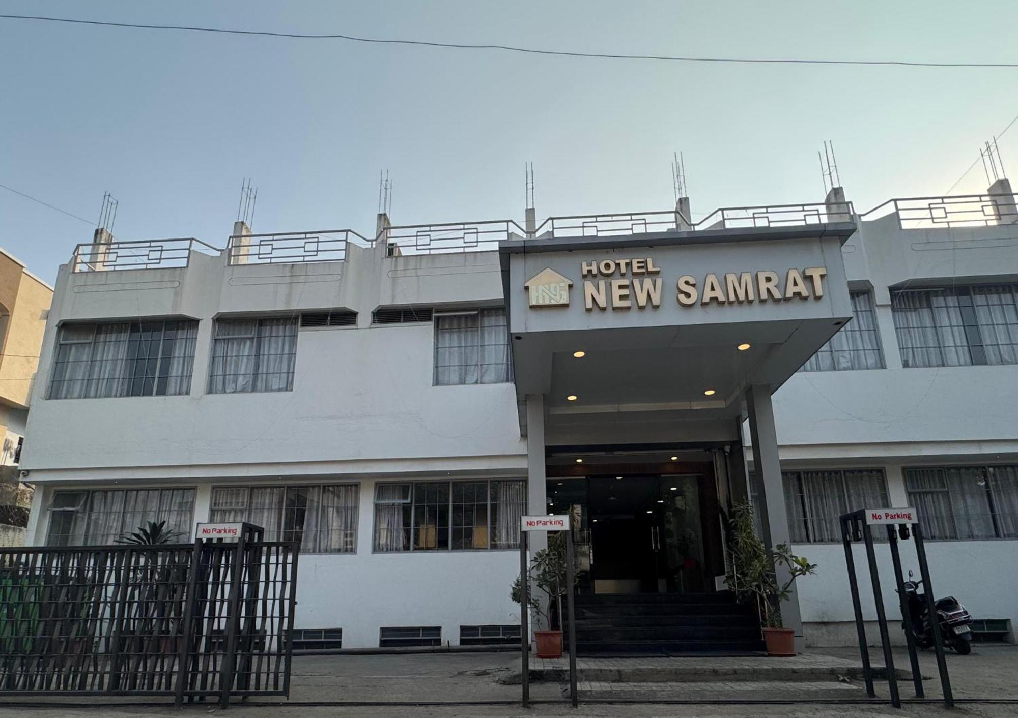Hotel New Samrat Aurangabad  Exteriör bild